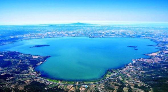 Вілла Il Borgo Antico Monte del Lago Екстер'єр фото
